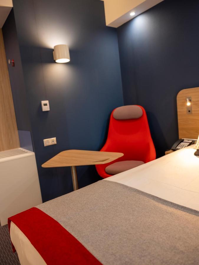 Holiday Inn Express - Nice - Grand Arenas By Ihg Bagian luar foto