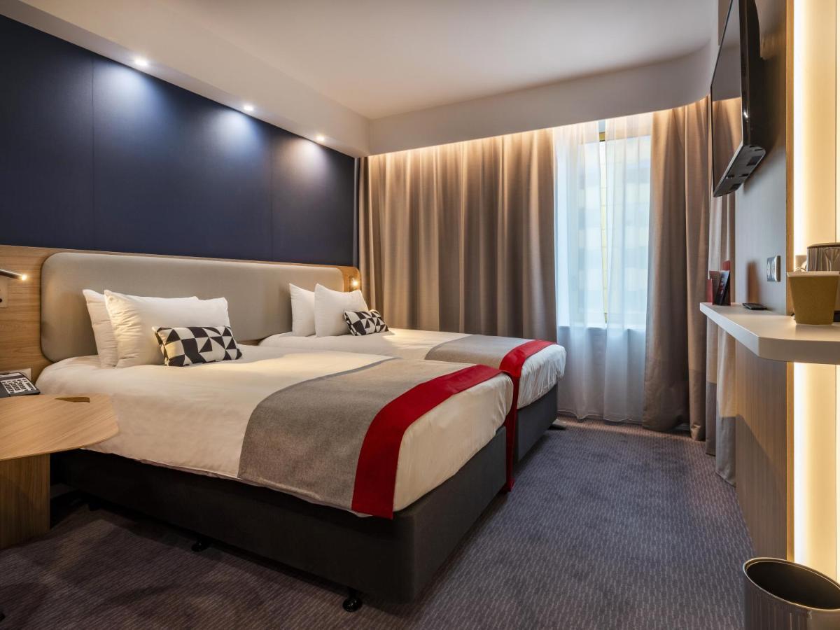 Holiday Inn Express - Nice - Grand Arenas By Ihg Bagian luar foto