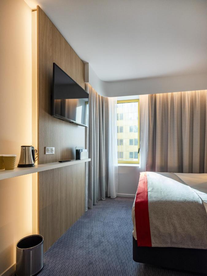 Holiday Inn Express - Nice - Grand Arenas By Ihg Bagian luar foto