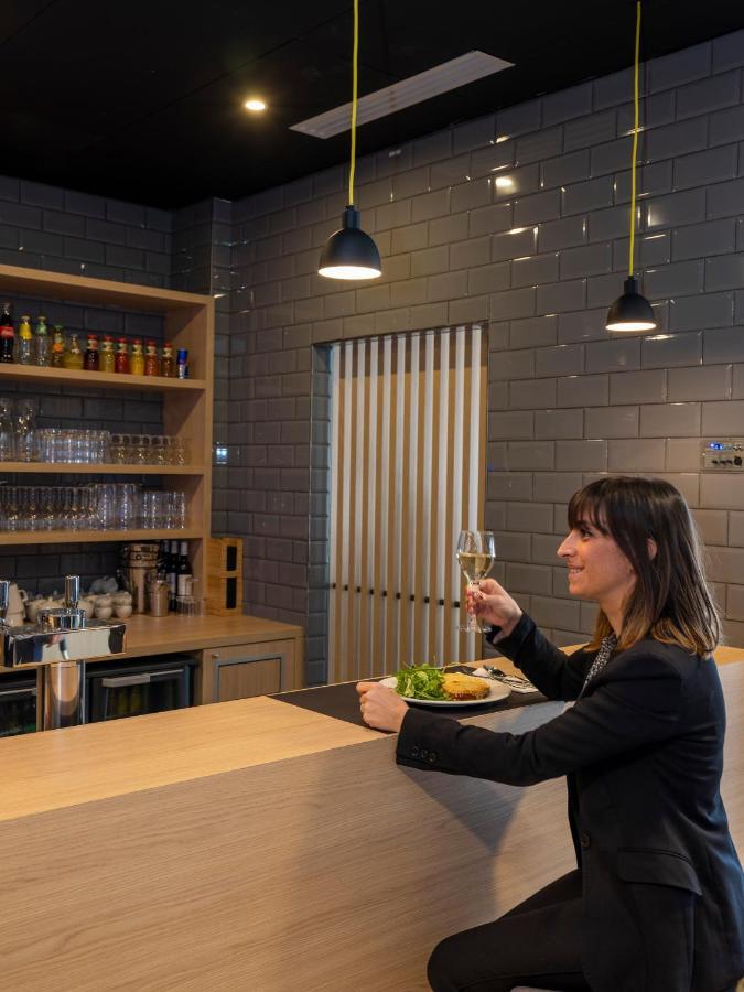 Holiday Inn Express - Nice - Grand Arenas By Ihg Bagian luar foto